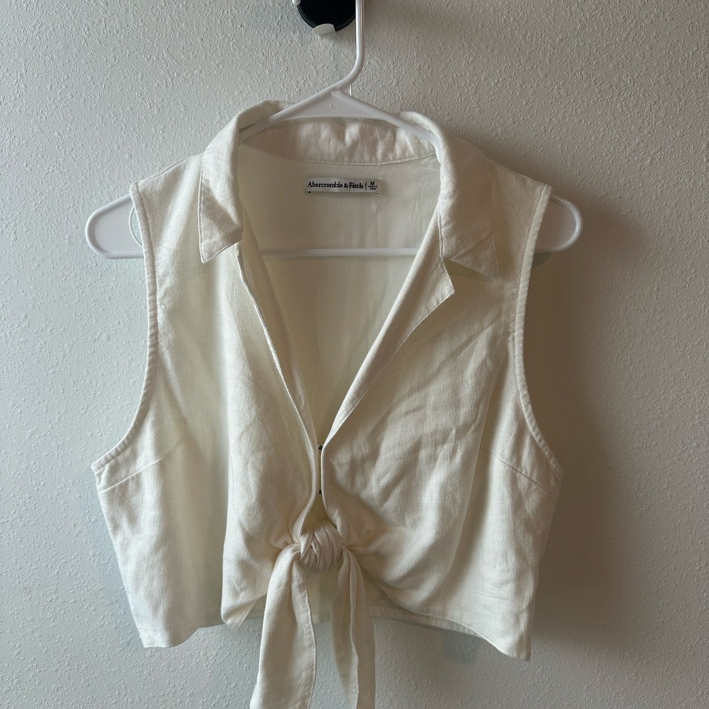 Abercrombie & Fitch Women's Cream Button-Down Tie-Front Shirt